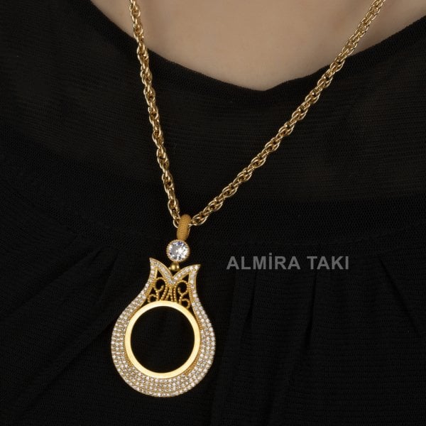 İçi Boş Yarımlık Lale Kolye