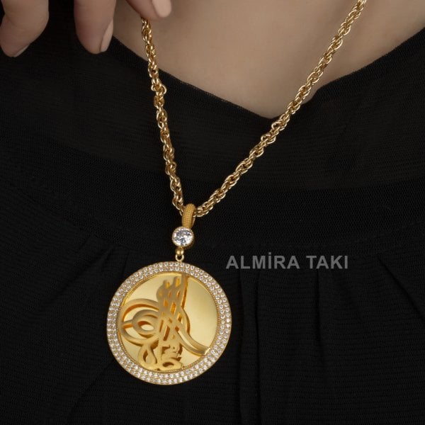Yuvarlak Tuğralı Kolye