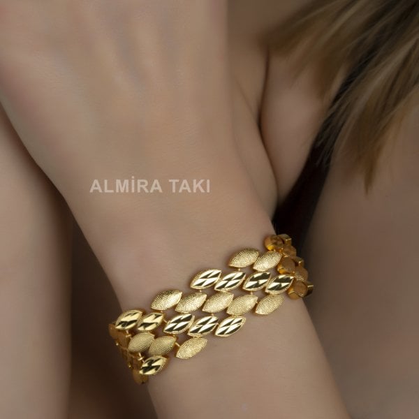 Döküm Kalemli Kalın Gösterişli Bileklik