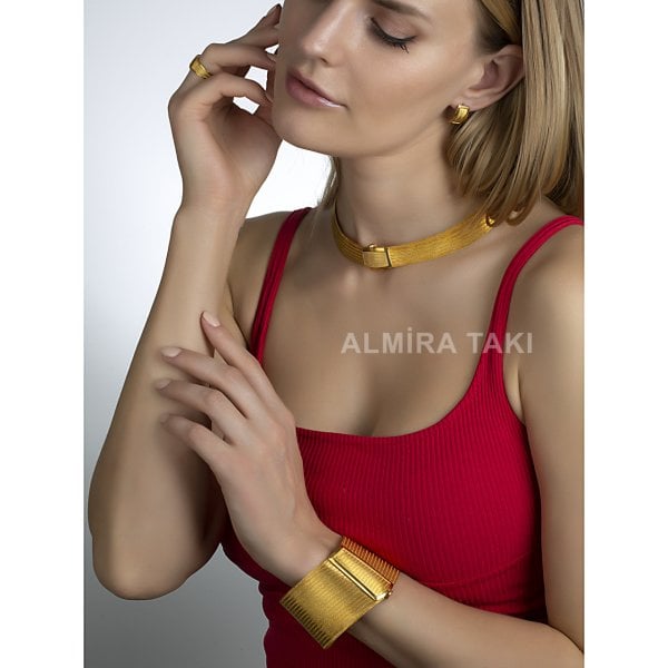 7 Sıra Gerdanlık 19 Sıra Kelepçe Yüzük Küpe